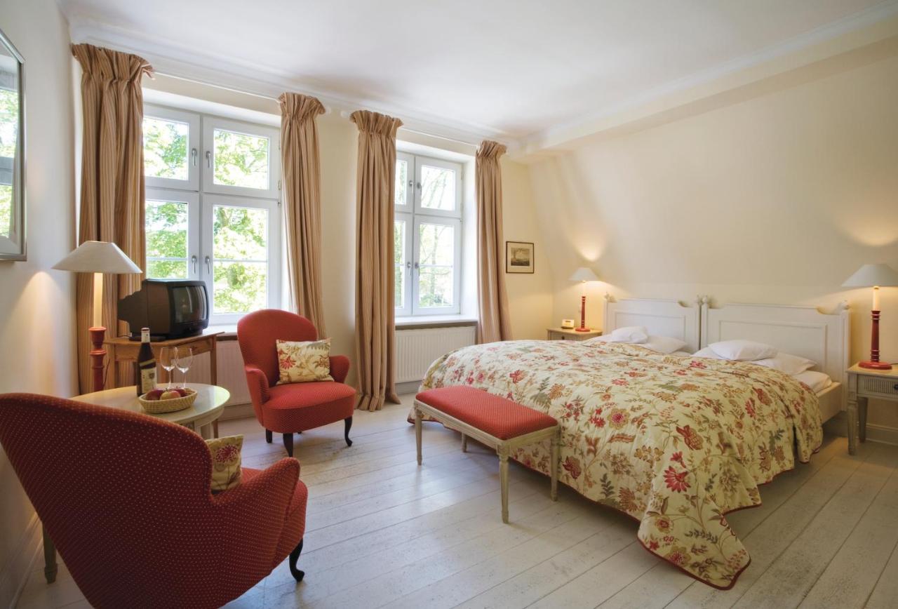 Hotel Ole Liese Panker Экстерьер фото